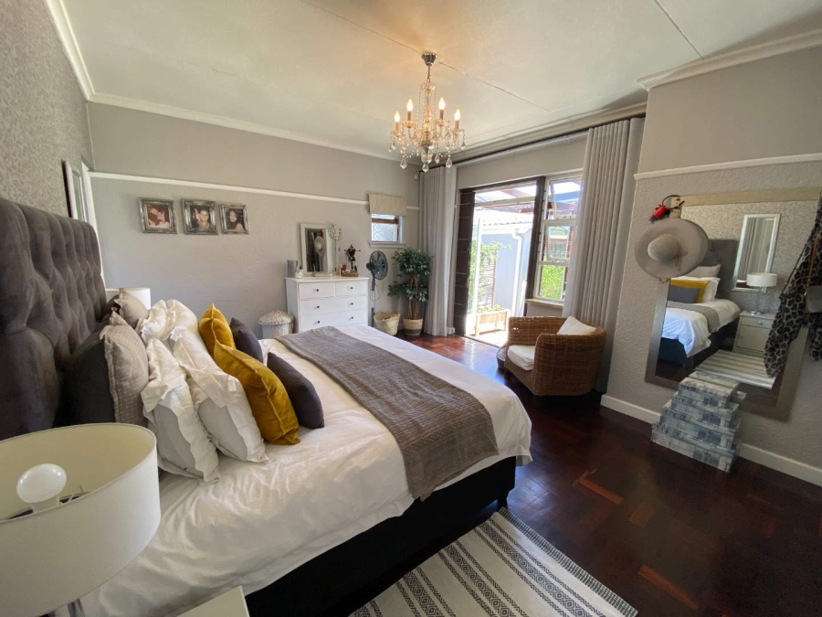 4 Bedroom Property for Sale in Plumstead Western Cape